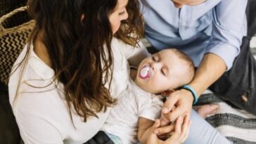 Acostar temprano a los pequeños es bueno para la salud mental de las madres