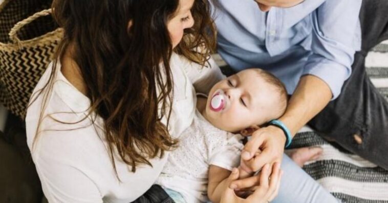 Acostar temprano a los pequeños es bueno para la salud mental de las madres