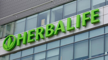 Herbalife multado con 200 millones de dólares