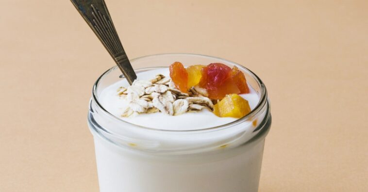 yogur puede ayudar a prevenir el cáncer de intestino