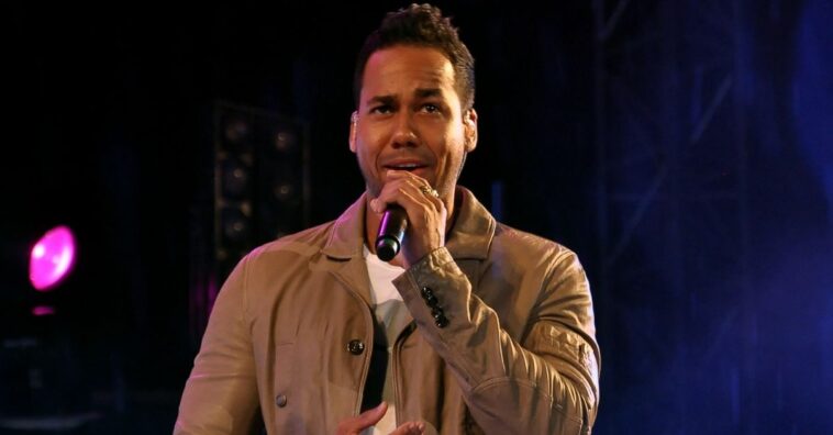 Romeo Santos canta su canción favorita de Cristian Castro