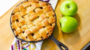 Tarta de manzana de sarten de hierro de la abuela sarten