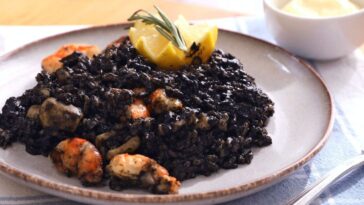 arroz negro con calamar