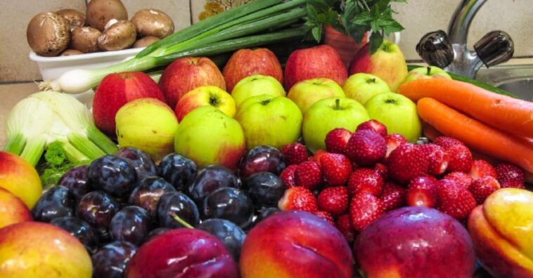 tira el pesticida de las frutas