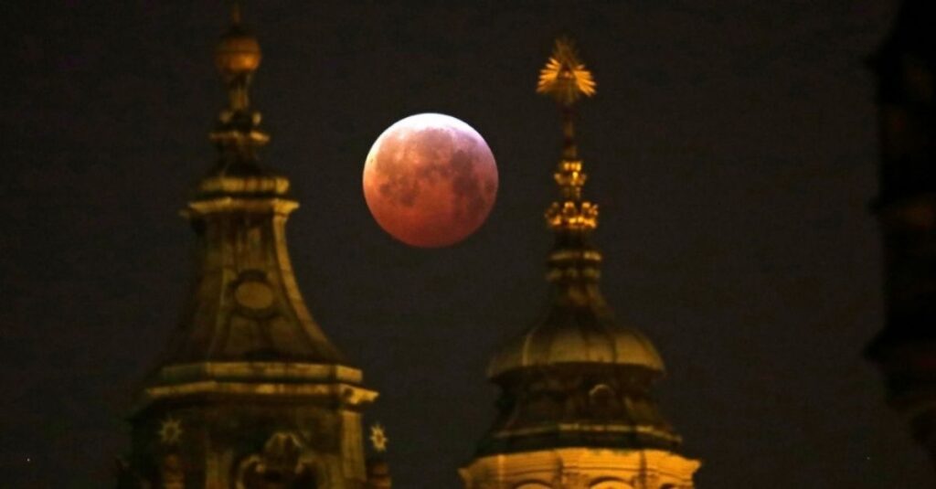 ¿Desde dónde se podrá observar la luna de sangre en 2021 ...