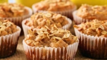 muffins de avena, manzana y canela