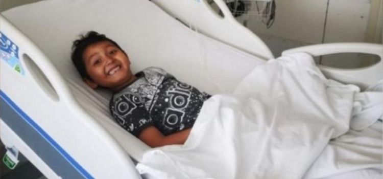 padres rifan su casa para poder pagar el tratamiento de cáncer de su hijo