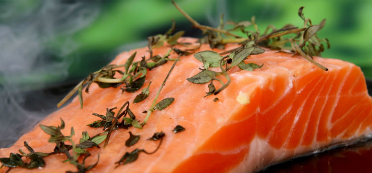 alimentos que aumentan el ácido úrico pescado